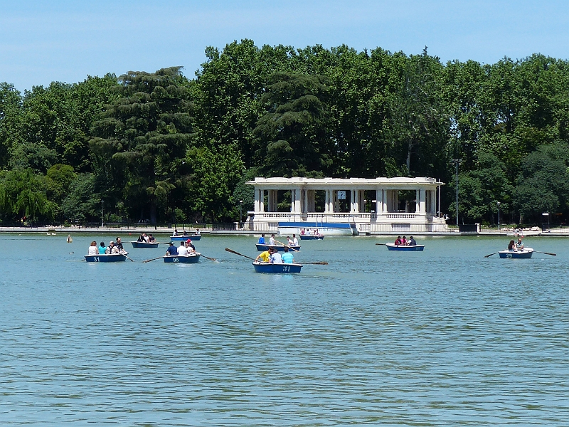 MA15.05.2014-13.33.38.jpg - Madrid, Retrio, Estanque del Retiro einn künstlichen im Retiro-Park