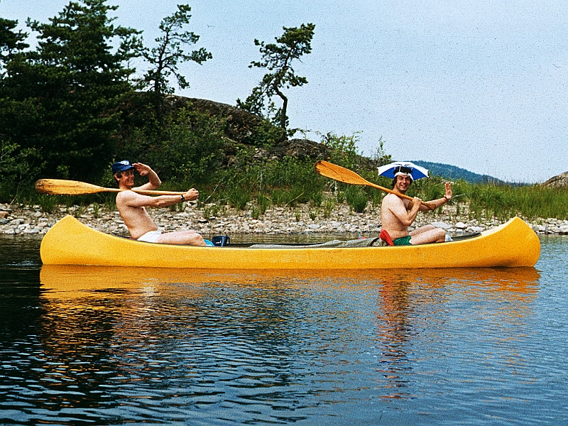 1980_Dia009_B.jpg - 1980, Dalsland, Gebiet: Foxen, Stora Le, Lelång - Spass muss sein