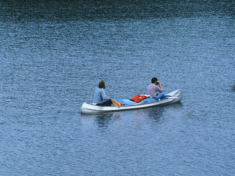 1986_Dia009_B.jpg - 1986, Dalsland, Gebiet: Foxen, Stora Le, Lelång - Auf Entdeckertour